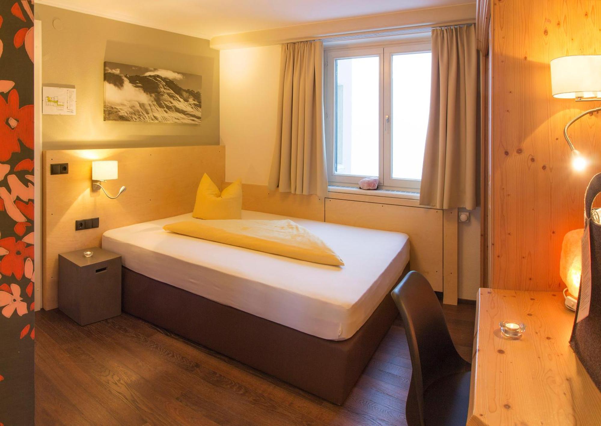 Wohlfuehlhotel Hubertushof Stuben am Arlberg Extérieur photo
