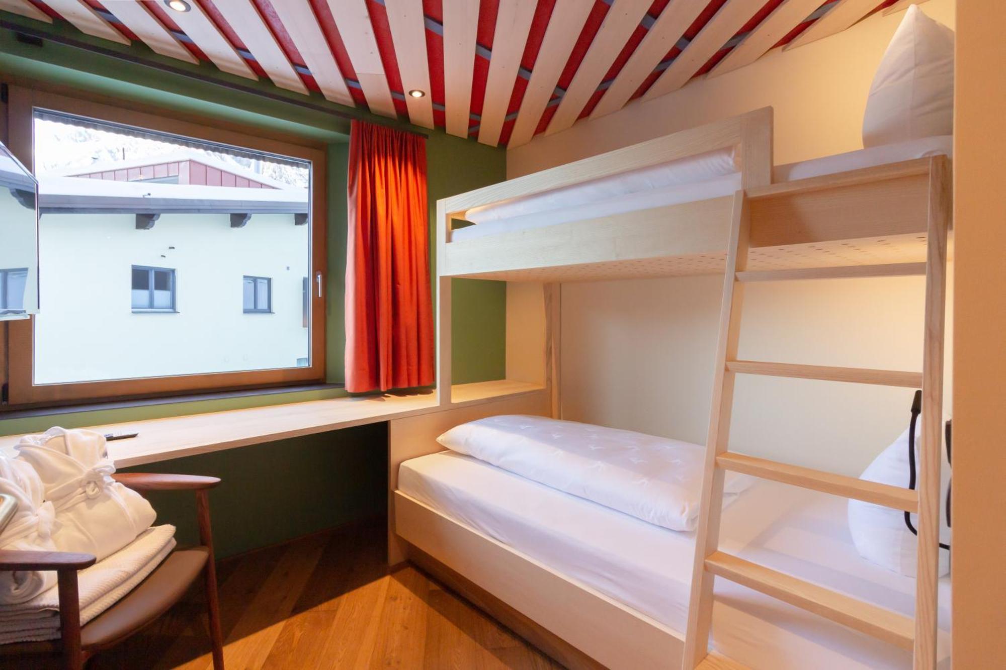 Wohlfuehlhotel Hubertushof Stuben am Arlberg Extérieur photo