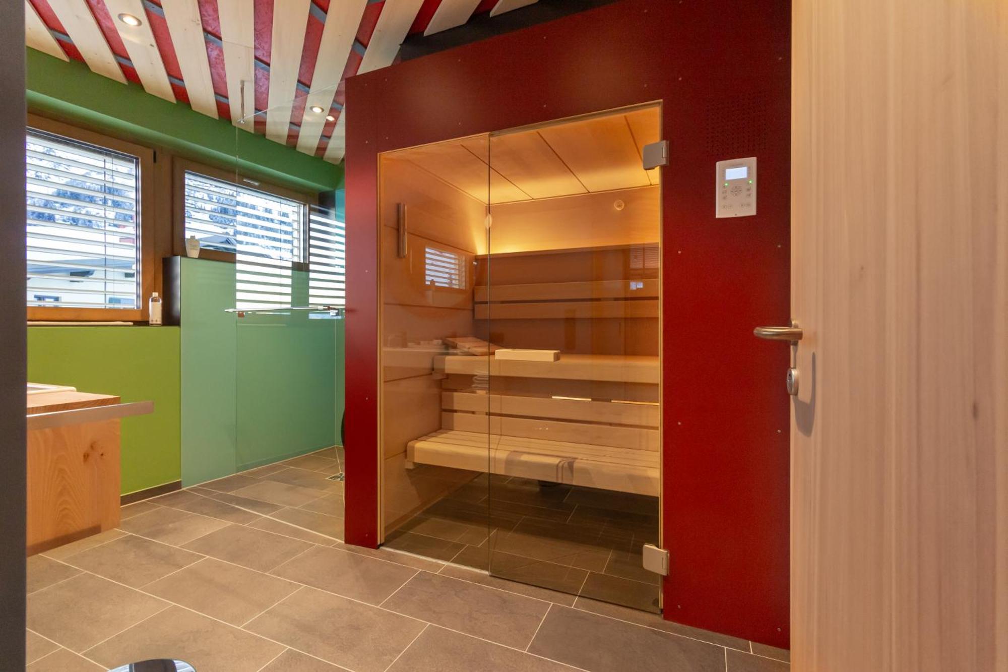 Wohlfuehlhotel Hubertushof Stuben am Arlberg Extérieur photo